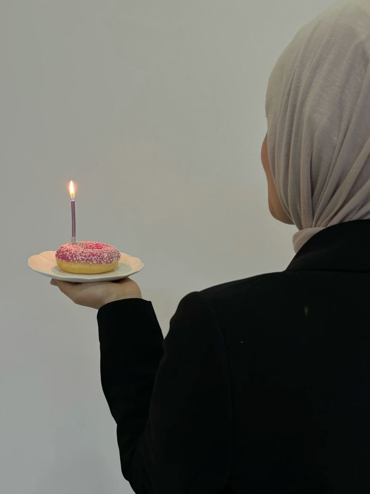 ژست عکس تولد دخترانه لاکچری بدون چهره -40 ژست عکس تولد دخترانه لاکچری بدون چهره 40