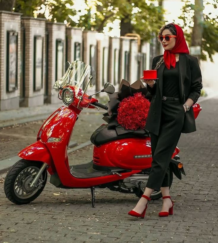 ژست عکس تولد دخترانه لاکچری در طبیعت 30