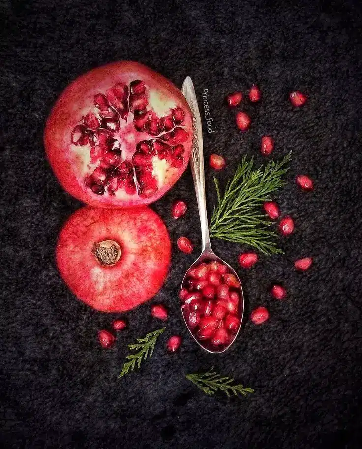 عکس انار شب یلدا (6) عکس انار شب یلدا برای پروفایل
