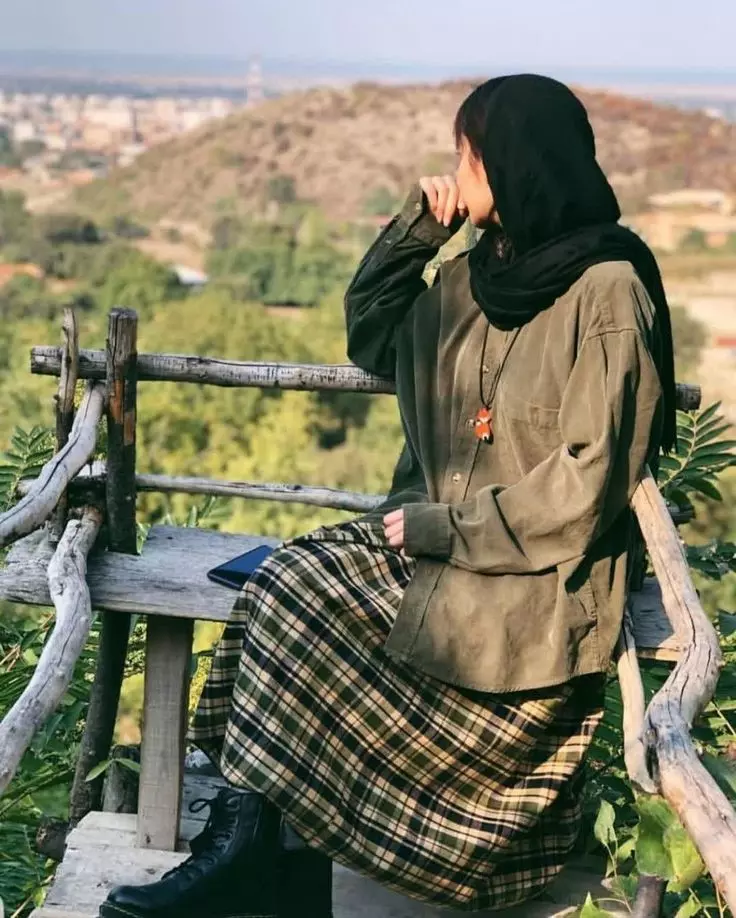 عکس دختر واقعی با حجاب