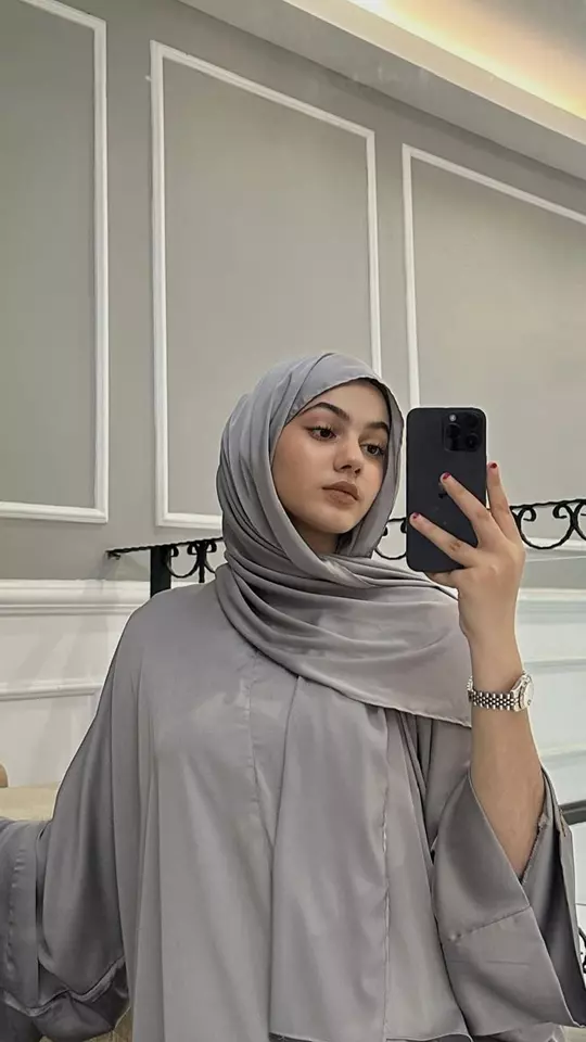 عکس دختر واقعی با حجاب