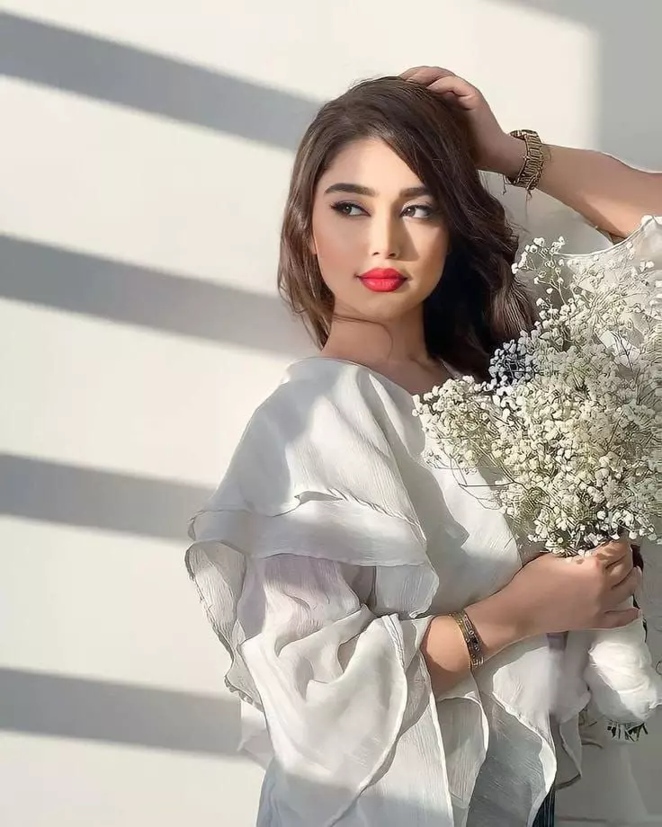 عکس دختر واقعی برای پروفایل | شیک، خاص و مناسب اینستا، روبیکا و واتساپ