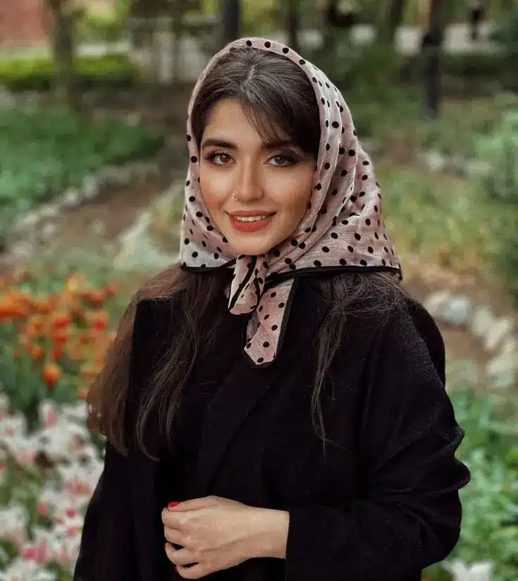 عکس دختر واقعی برای پروفایل | شیک، خاص و مناسب اینستا، روبیکا و واتساپ