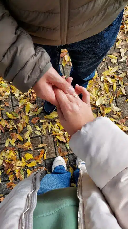 عکس عاشقانه پاییزی برای پروفایل