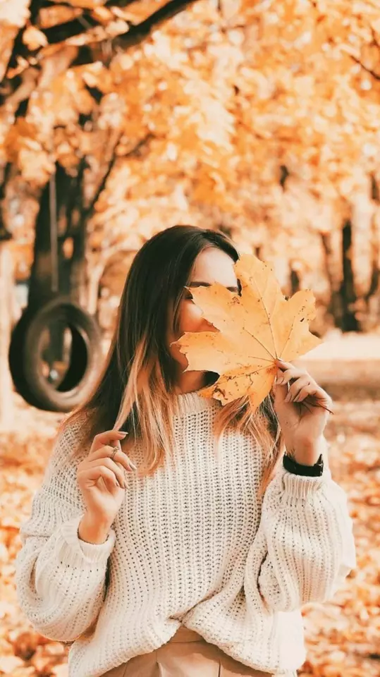 عکس پاییزی دخترانه برای پروفایل