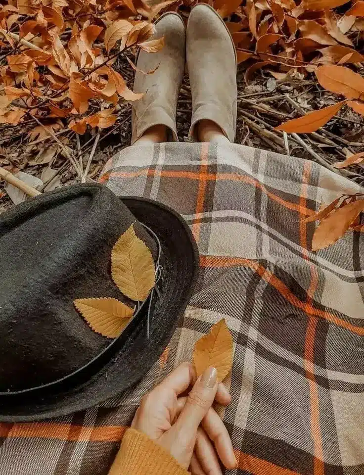 عکس پاییزی دخترانه برای پروفایل