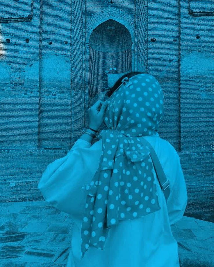 عکس پروفایل آبی دخترانه شاخ و خفن 1