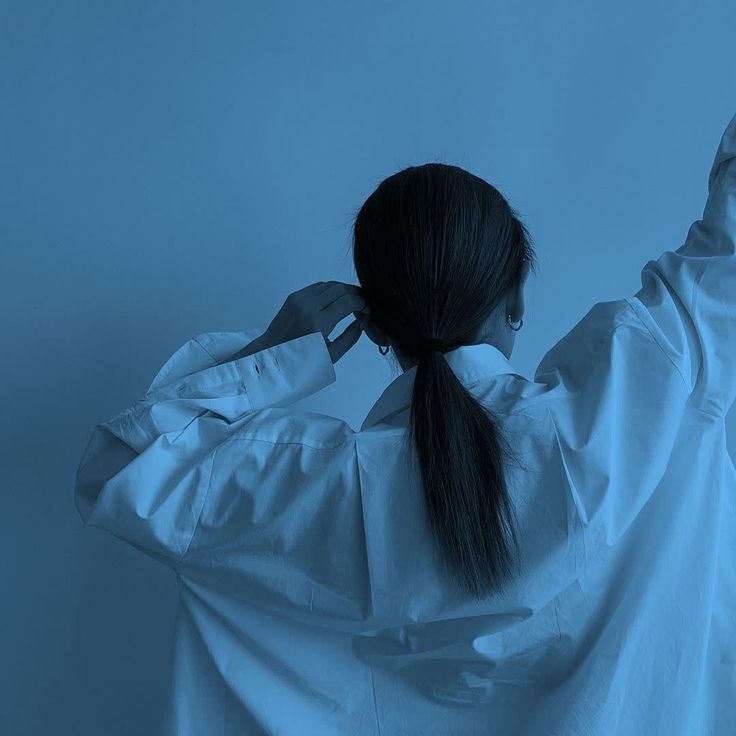 عکس پروفایل آبی دخترانه شاخ و خفن 34