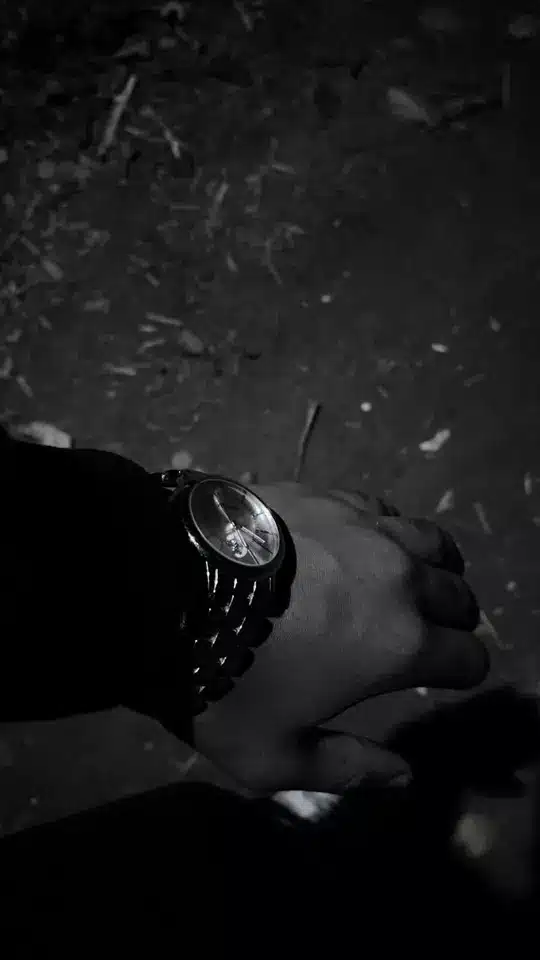 عکس پروفایل مردانه سنگین