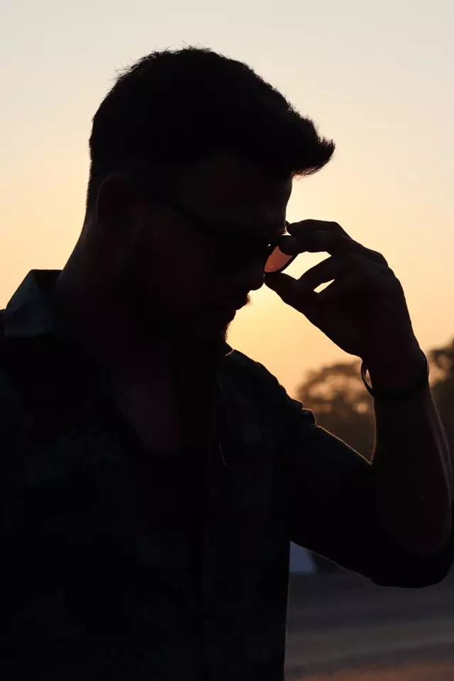 عکس پروفایل مردانه سنگین
