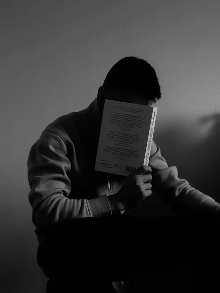 عکس پروفایل مردانه سنگین