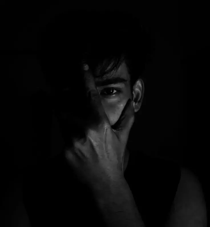 عکس پروفایل مردانه سنگین