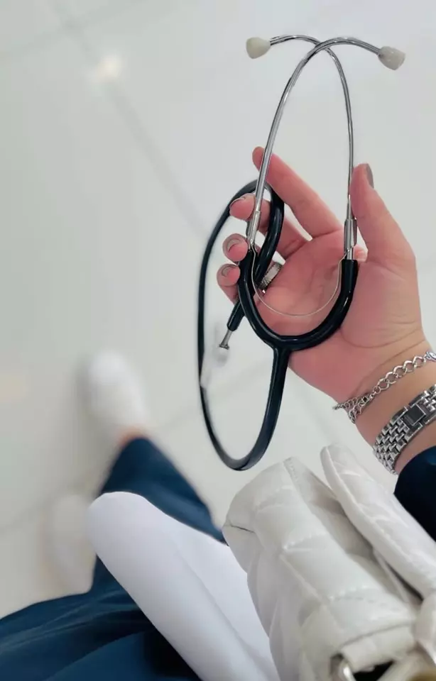 عکس پروفایل پرستاری دخترونه 32
