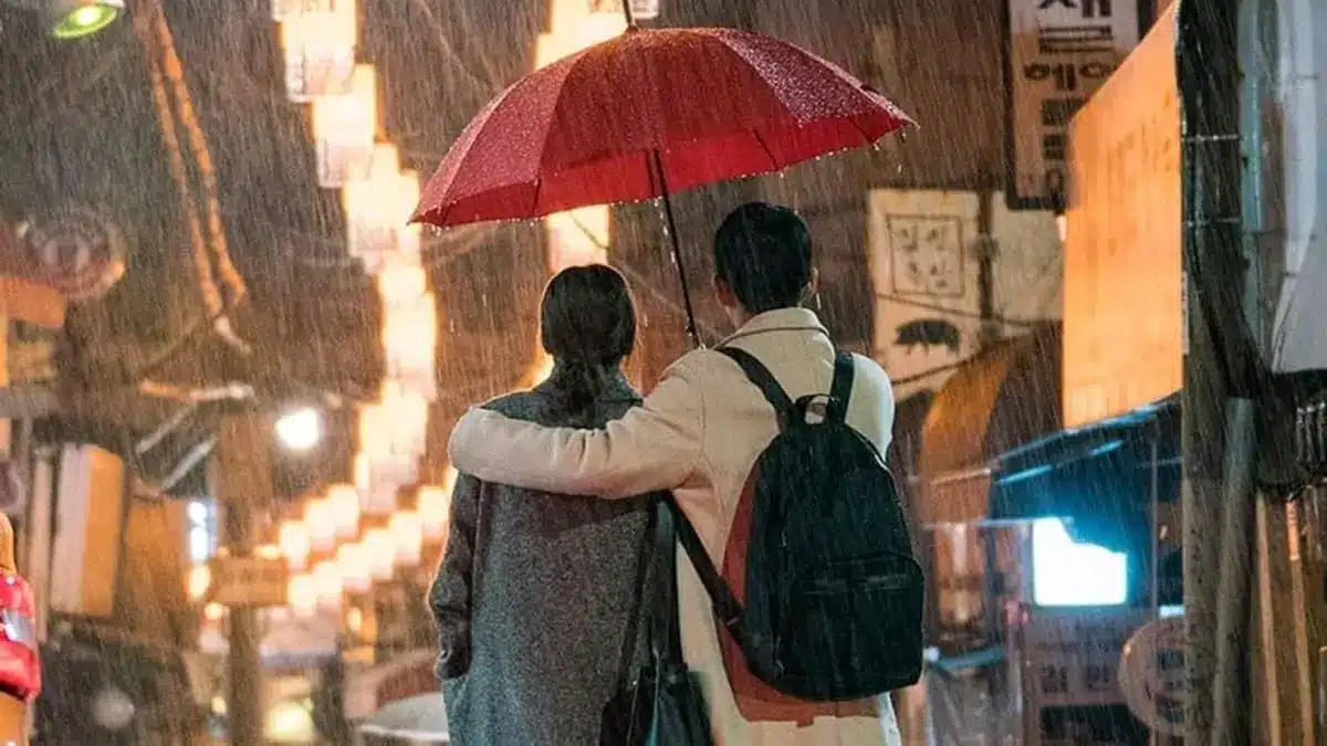 something_in_the_rain_1645445748312_1645445780721 چیزی در باران (Something in the Rain)