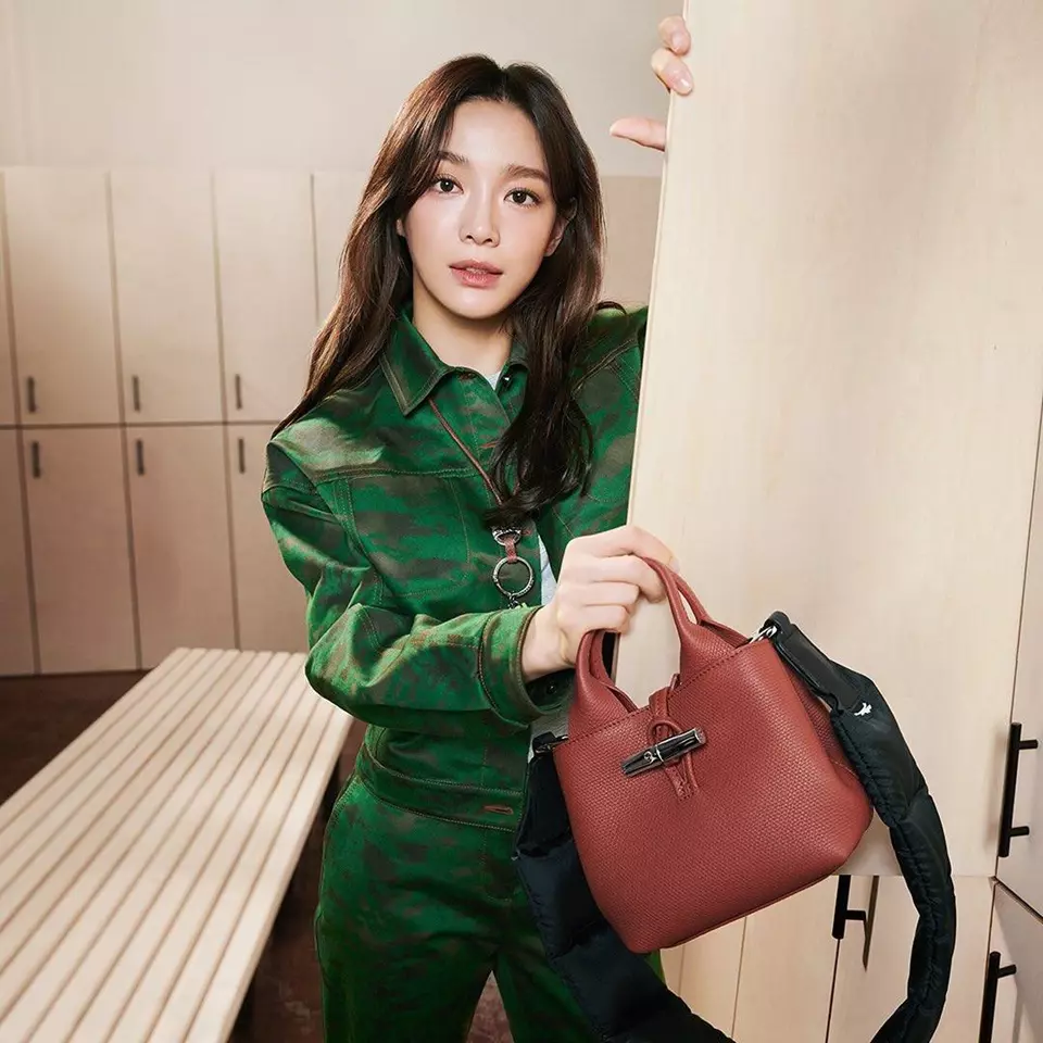 بیوگرافی کیم سه جونگ (Kim Sejeong) بازیگر خواستگاری تجاری + گالری تصاویر