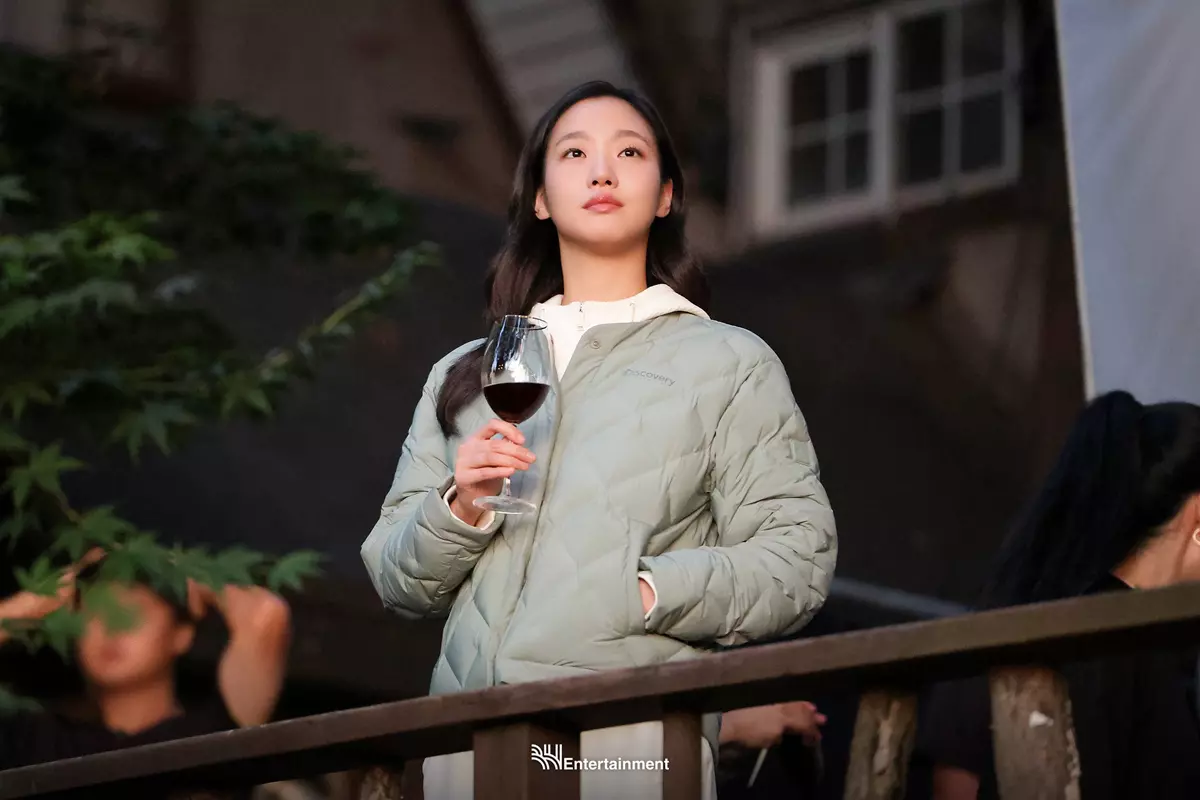 بیوگرافی کیم گو ایون (Kim Go-eun) + تصاویر جدید و متفاوت او