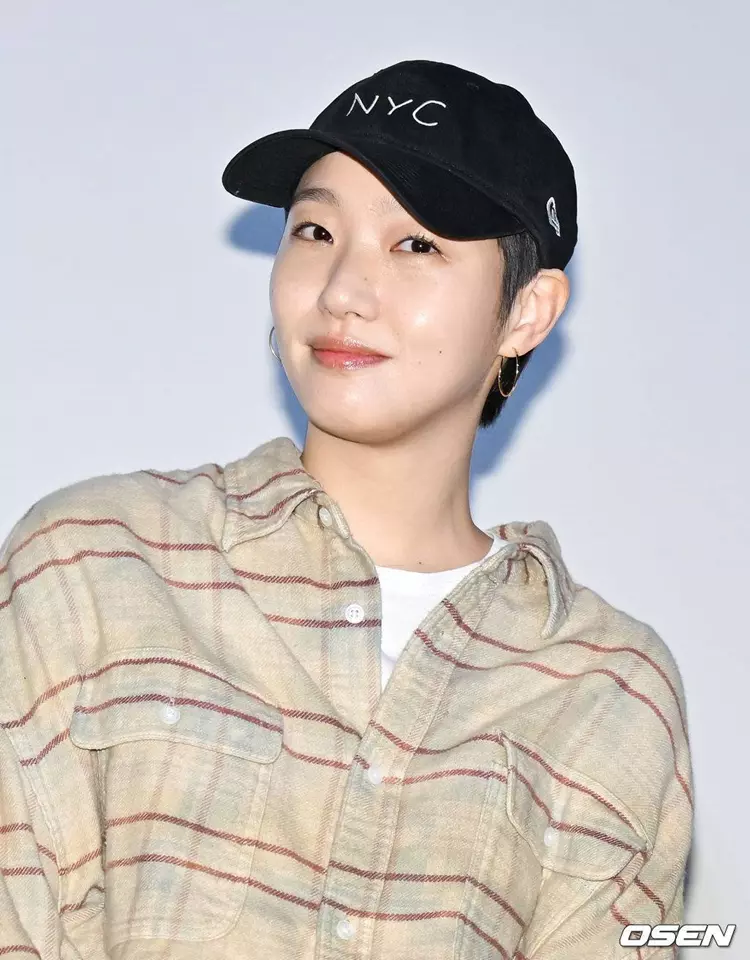 بیوگرافی کیم گو ایون (Kim Go-eun) + تصاویر جدید و متفاوت او