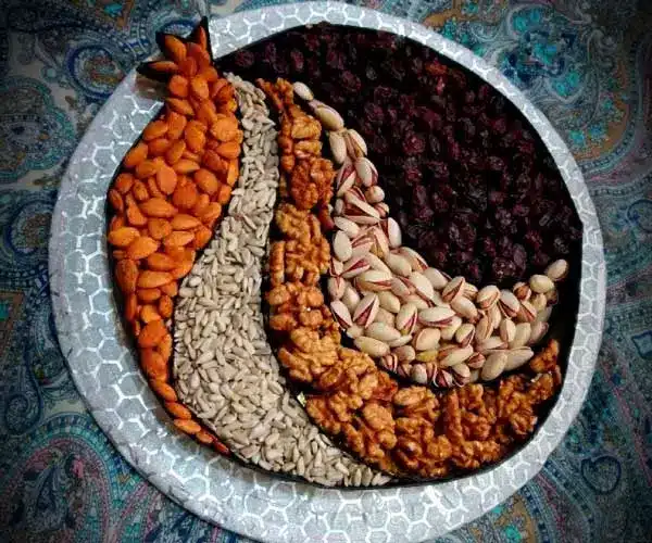 تزیین آجیل شب یلدا 22