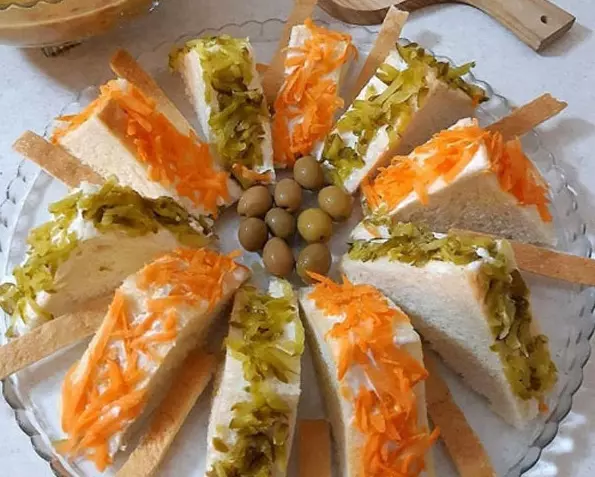 تزیین سالاد الویه با نون تست 23