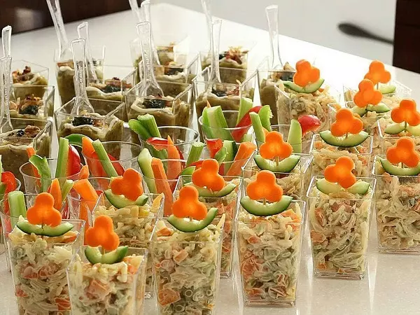 تزیین سلاد ماکارونی برای تولد و مجالس 16 تزیین سلاد ماکارونی برای تولد و مجالس 16