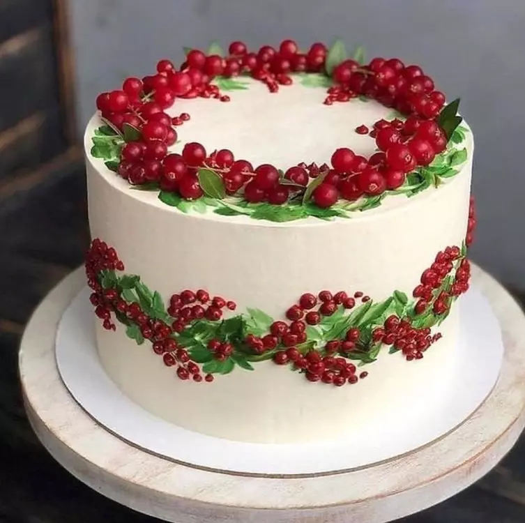 تزیین کیک شب یلدا 12