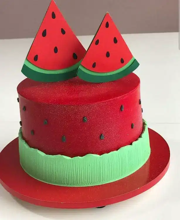 تزیین کیک شب یلدا 15