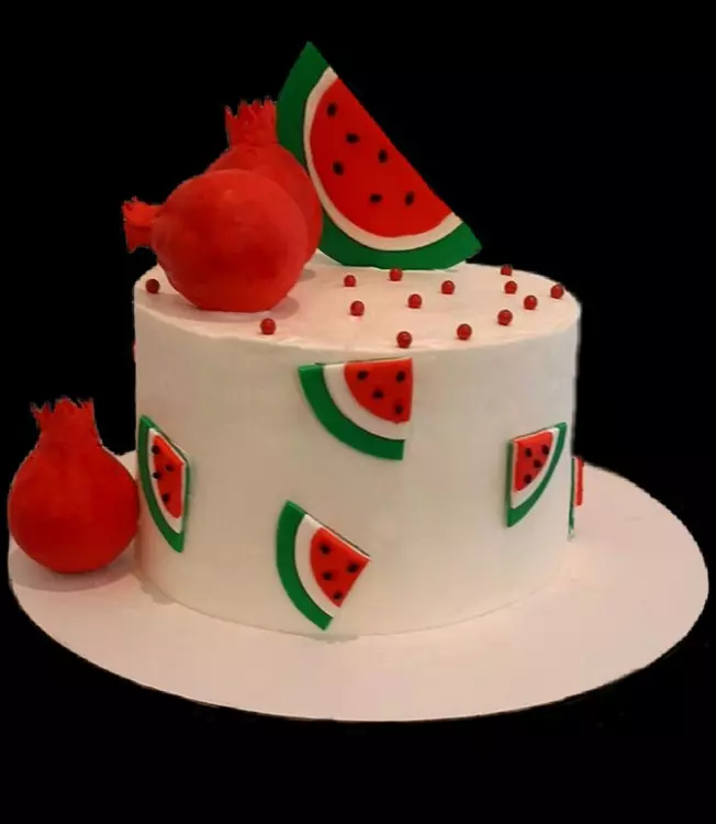 تزیین کیک شب یلدا 2