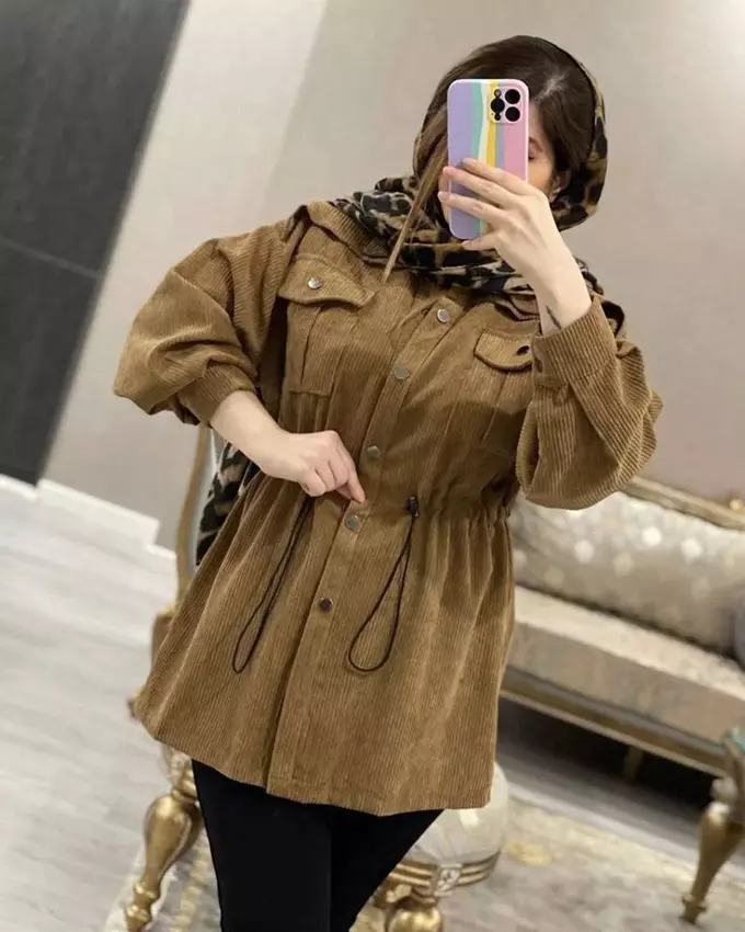 جدیدترین مدل‌های مانتو مخمل کبریتی 7