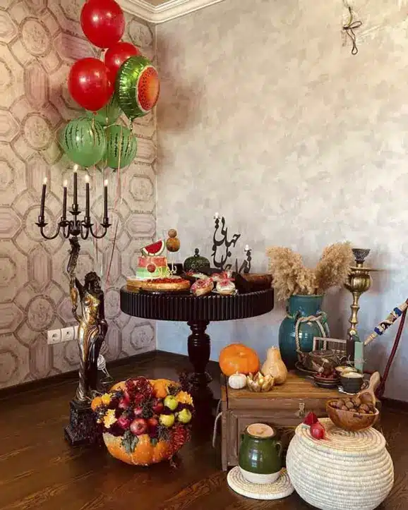 دیزاین میز شب یلدا 15