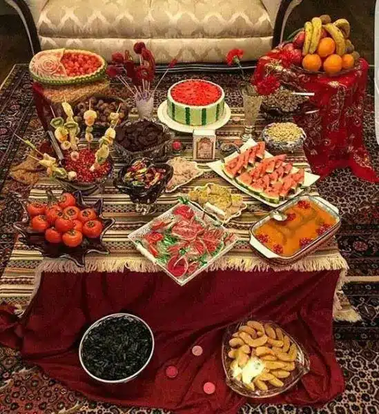 دیزاین میز شب یلدا 16
