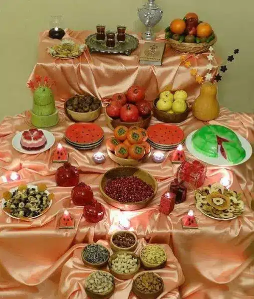 دیزاین میز شب یلدا 18