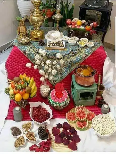 دیزاین میز شب یلدا 23