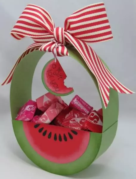 33 ایده‌ فوق‌العاده برای کاردستی شب یلدا با وسایل ساده و دور ریختنی