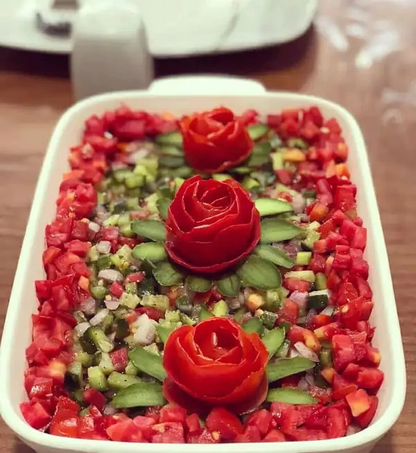 تزیین سالاد شیرازی 6