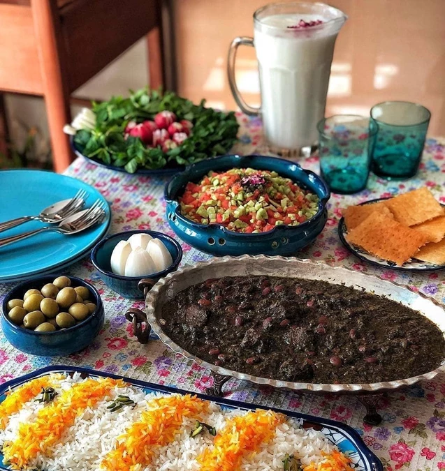 تزیین قورمه سبزی 3