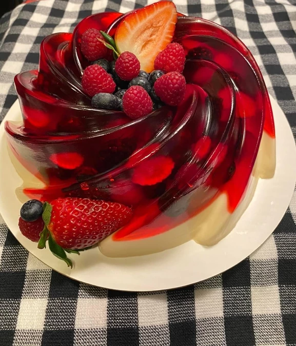 تزیین ژله با میوه برای مهمانی 6 تزیین ژله با میوه برای مهمانی 6