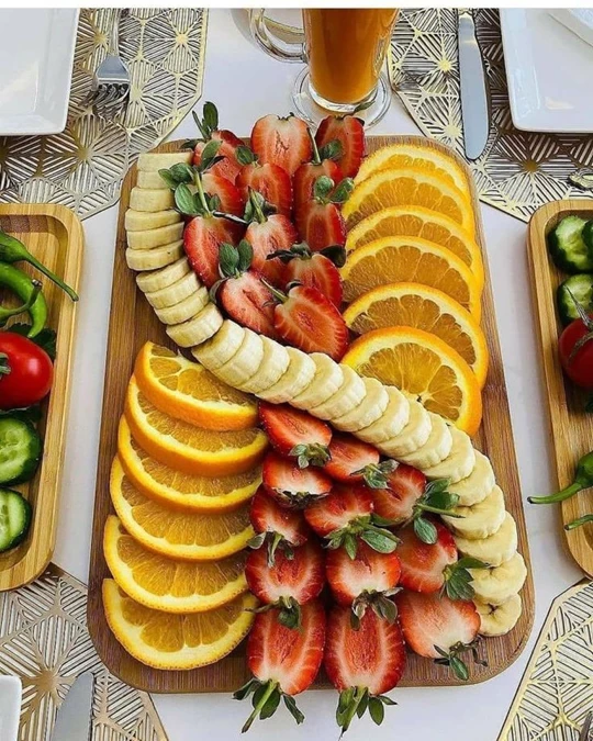 تزیین موز مجلسی 2 تزیین موز مجلسی 2