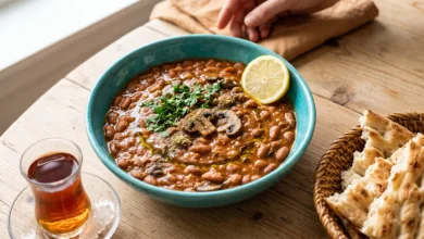 طرز تهیه خوراک لوبیا چیتی با قارچ برای 4 نفر؛ غلیظ، لعاب دار و بازاری