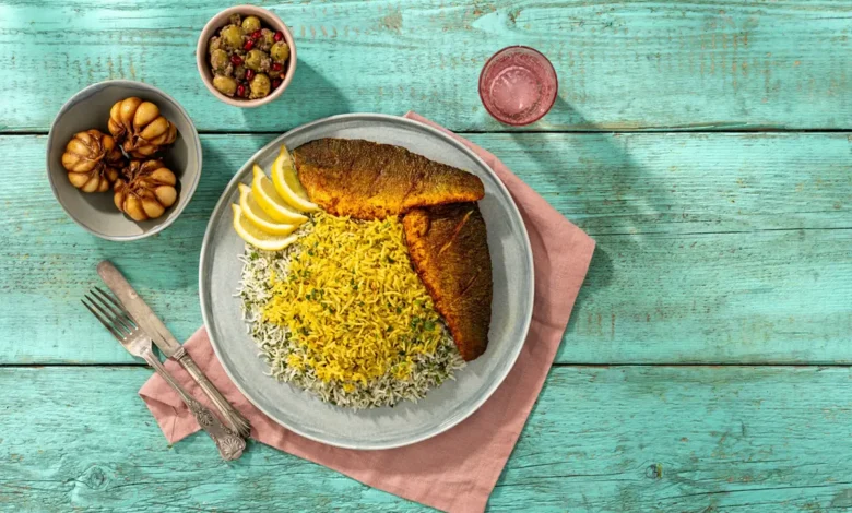 طرز تهیه سبزی پلو با ماهی برای ۴ نفر؛ خوشمزه و مجلسی