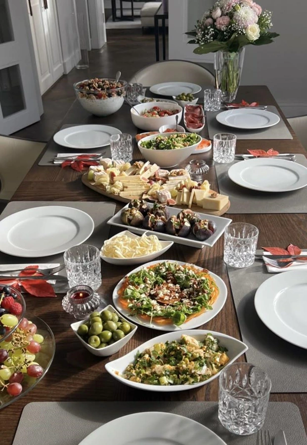مدل چیدمان میز شام مجلسی 1 مدل چیدمان میز شام مجلسی 1