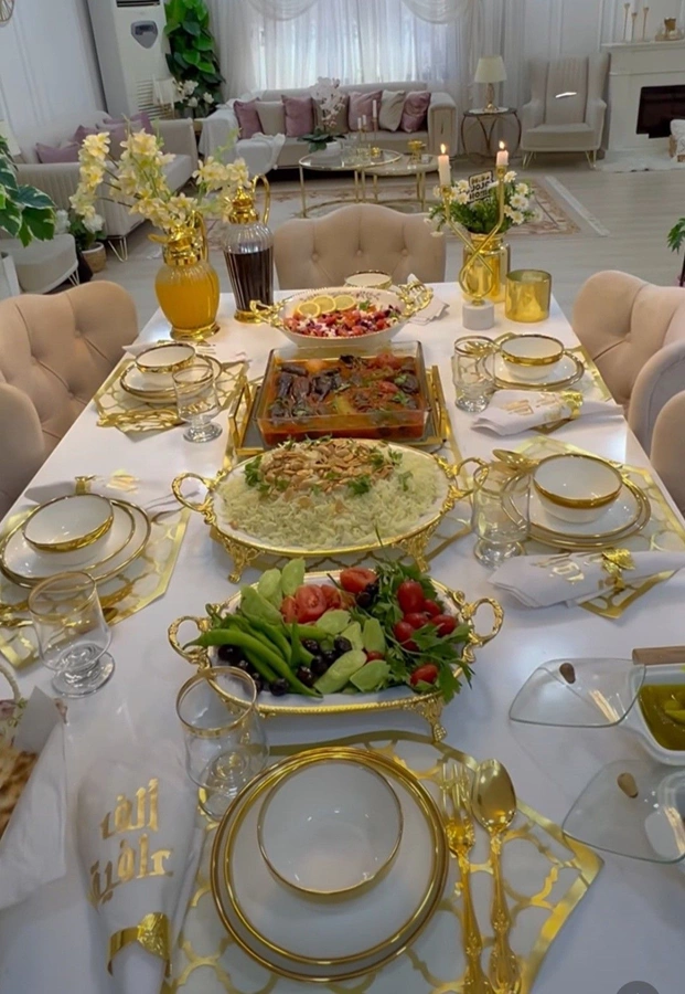 مدل چیدمان میز شام مجلسی 11 مدل چیدمان میز شام مجلسی 11