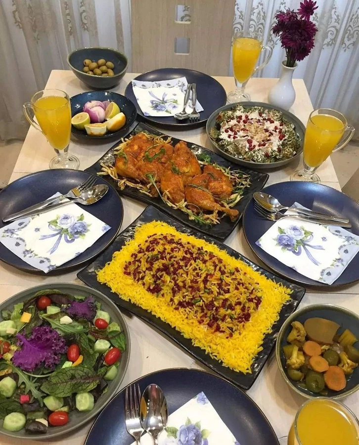 مدل چیدمان میز شام مجلسی 6 مدل چیدمان میز شام مجلسی 6