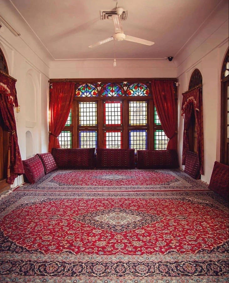 نگاهی به خانه مادربزرگ ها 4 نگاهی به خانه مادربزرگ ها 4