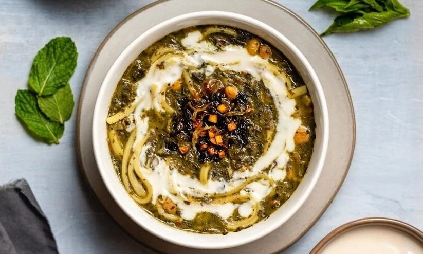 فوت و فن آش رشته مجلسی برای آش لعاب دار 3